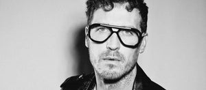 male model wearing joiuss jim dark grey glasses